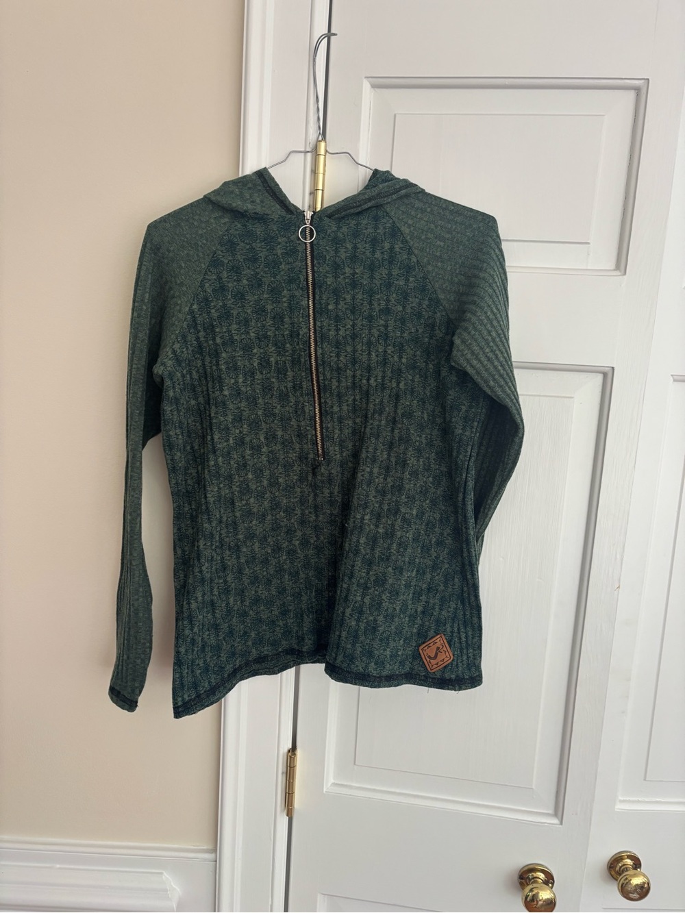 Hooded Half-Zip Long Sleeve Top in Dark Green